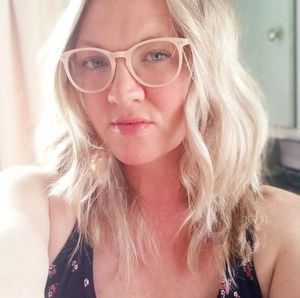 Meet your Posher, Krystal